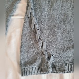 Rock & Republic size medium blue sweater